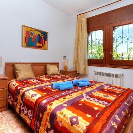 빌라 Rustical Mont Roig By Interhome